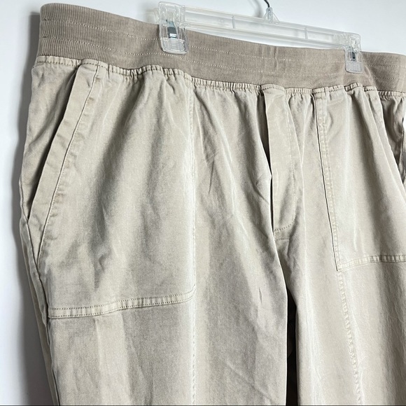 NWT Soft Surroundings Medina Women's Pants 1X Straight Leg 18W / 20W Khaki - Picture 3 of 10